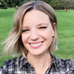 Meet your Posher, Kelly